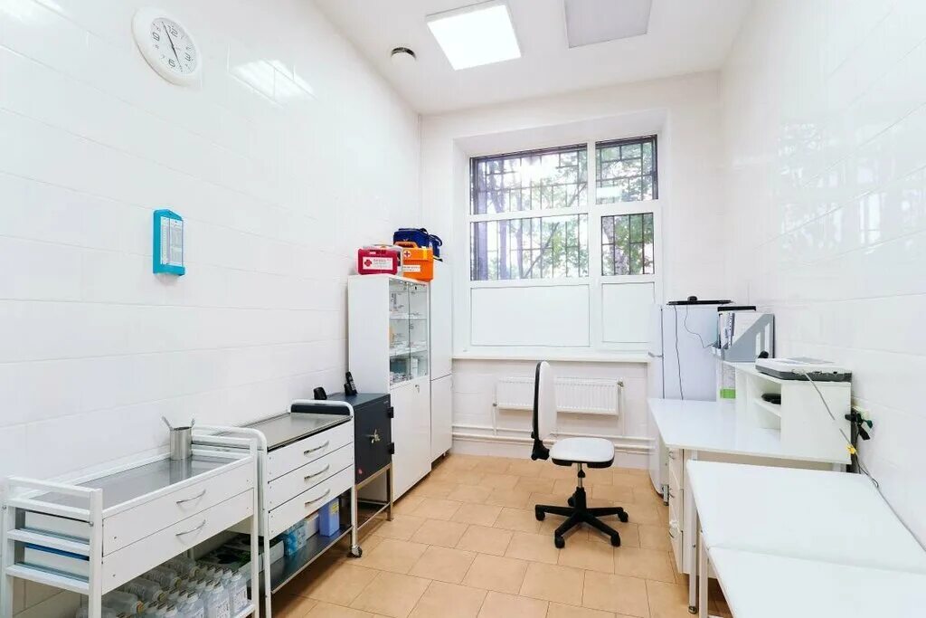 Наркологическая клиника боткинский. Наркологическая больница наркоцентр. Доктор люкс клиника орел. Наркологический центр мобильный доктор. Палата частная психиатрическая клиника.