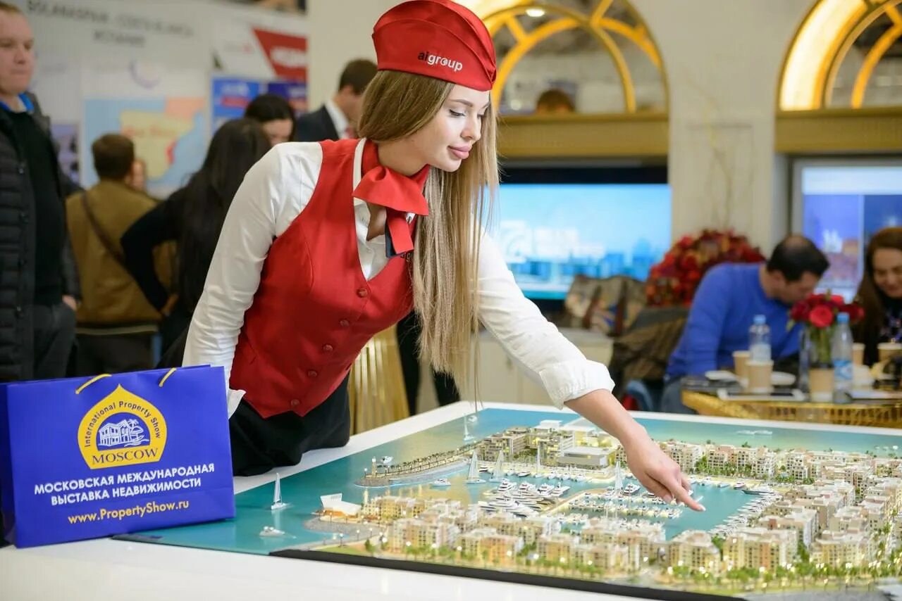 Property show. Выставка недвижимости в Москве. Выставка недвижимости Дубая. Выставка недвижимости на Тишинке. Классные выставки в Москве.