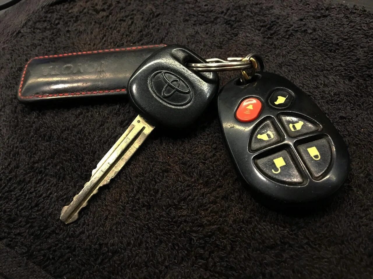 Press esc to continue. Electron key. Other key. Ключ в другой мир. Press esc startup nsh.