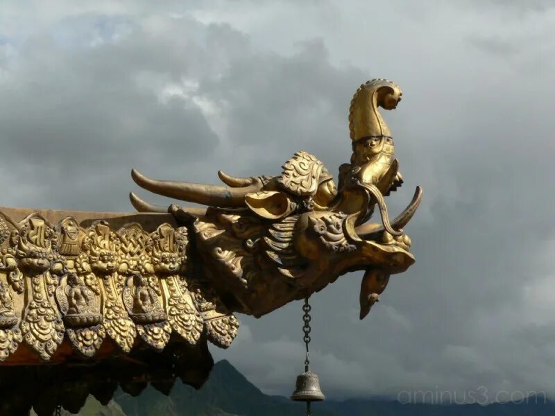 дракон в буддизме. тибетский дракон в буддизме. , драконовы, тибет. тибет дракон. тибет лхаса храм золотого дракона.