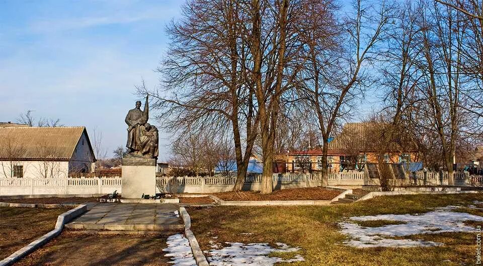 Стрелечье харьковская область. Мурафа Винницкая область. Село Степанки Винницкая область. Степанки Черкасская область. Село Стрелечье Харьковской области.