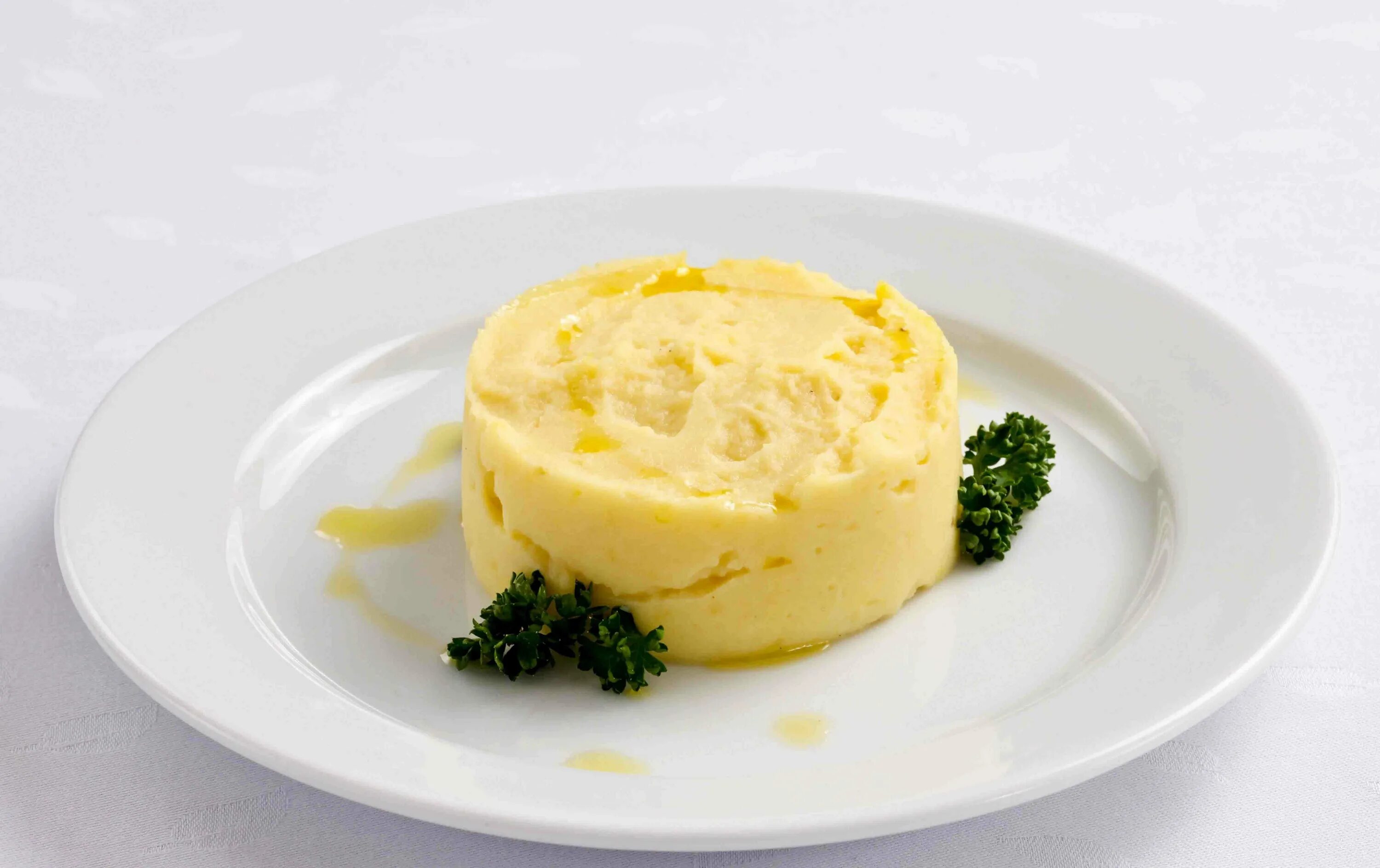 Пюре горчит. Картофельное пюре. картофель пюре. гарнир к пюре. картофель пюре подача.