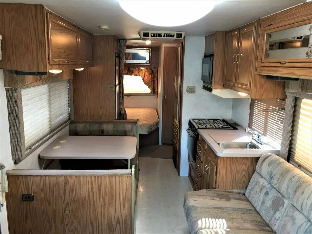 Автодом ивеко. Мерседес 307d. Автодом adria 360. Ивеко дейли 4х4 кемпер. Etrusco автодом.