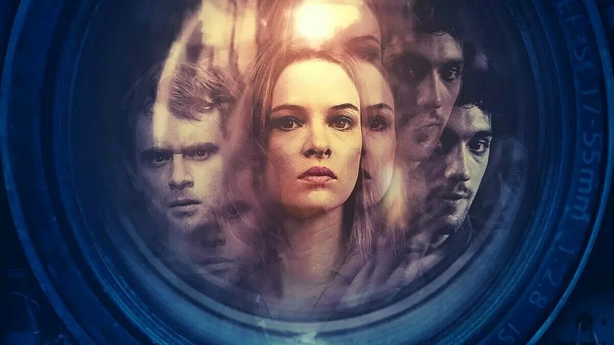 Ошибка времени 2025. Ошибка времени (2014). ошибка времени 2014 постер. ошибка времени кадры.