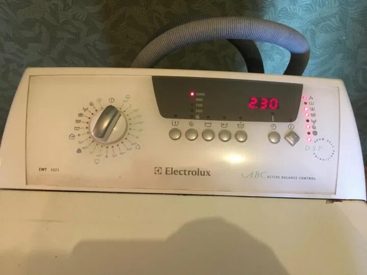 Electrolux ewt 1021. Стиральная машина электролюкс ewt 1021. electrolux ewt 1021 блок управления. electrolux ew 1021 стиральная машина 1021.
