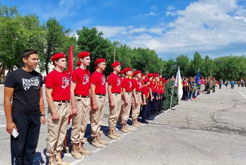 Зарница соревнования. Военно-спортивная игра Зарница. Юнармейские военно спортивные соревнования. Рощинский Зарница.