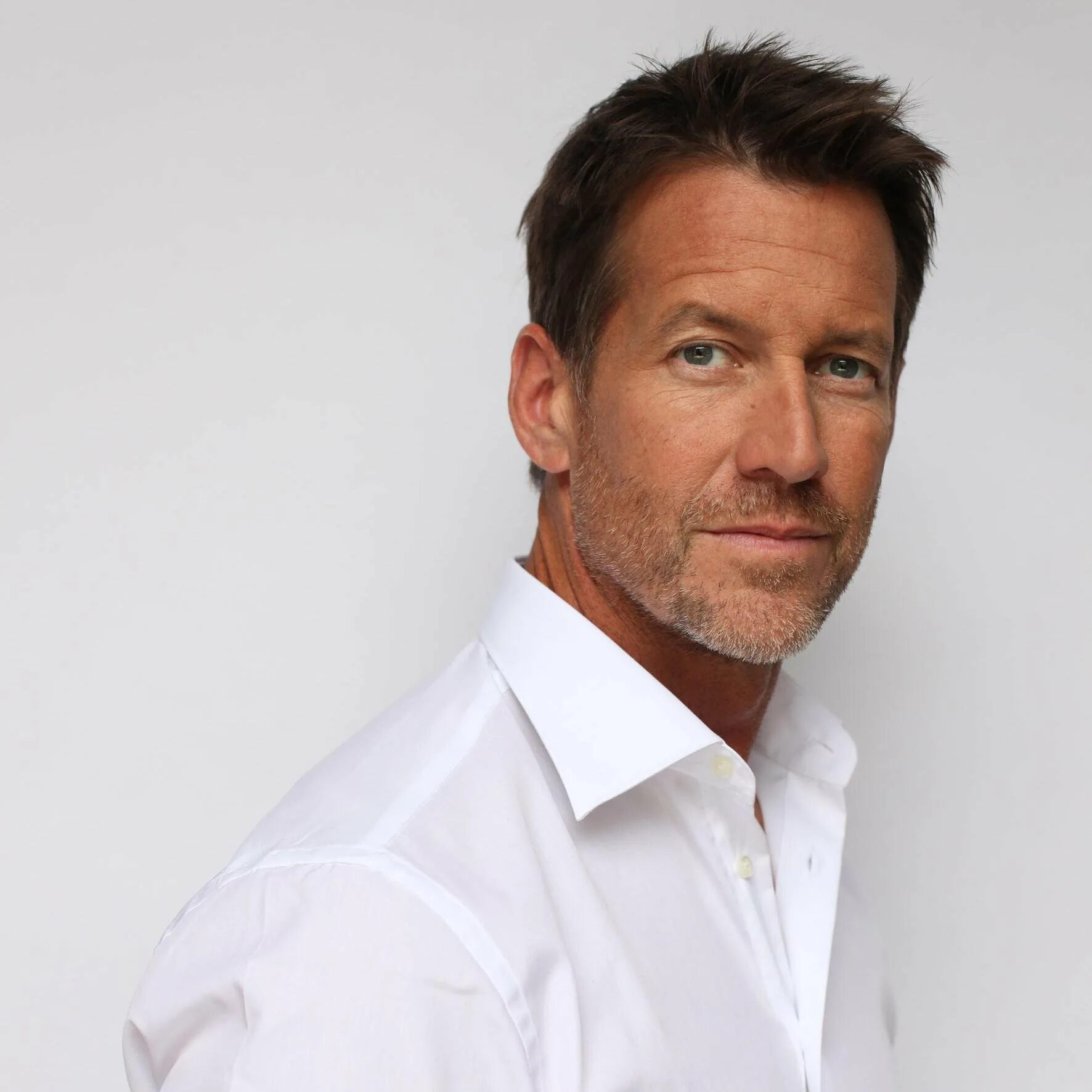 Mike delfino. Майк Дельфино актер. Отчаянные домохозяйки Майк Дельфино актер.