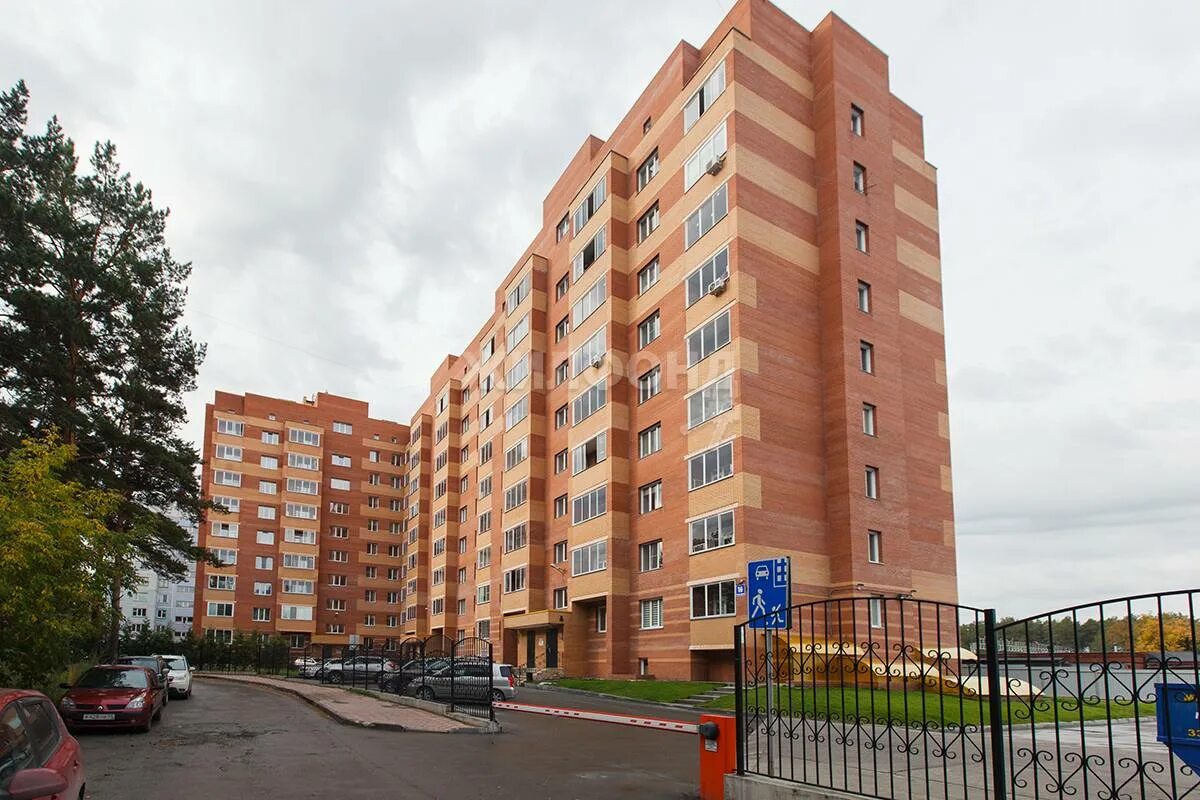Недвижимость советском районе новосибирска. Новосибирск окраины. Разъездная 16 академгородок. Рубиновая 7 академгородок. Фото микрорайона щ.