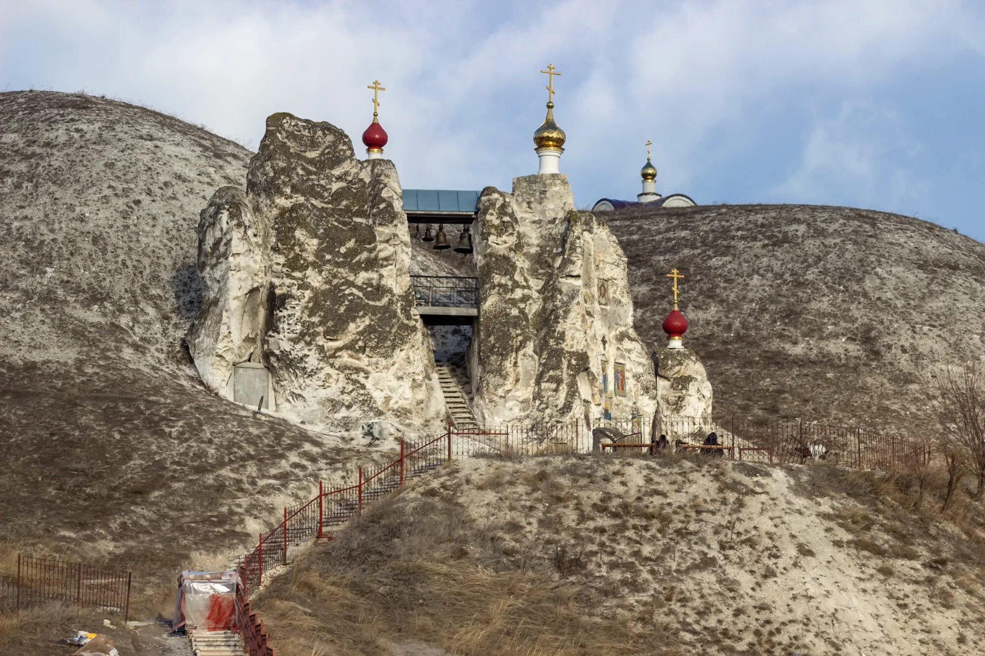 Костомарово монастырь сайт. Костомаровский Спасский женский монастырь. Костомаровский Спасский монастырь Воронежская область. Спасский Костомаровский женский монастырь в с. Костомарово. Женский монастырь в Костомарово Воронежской области.