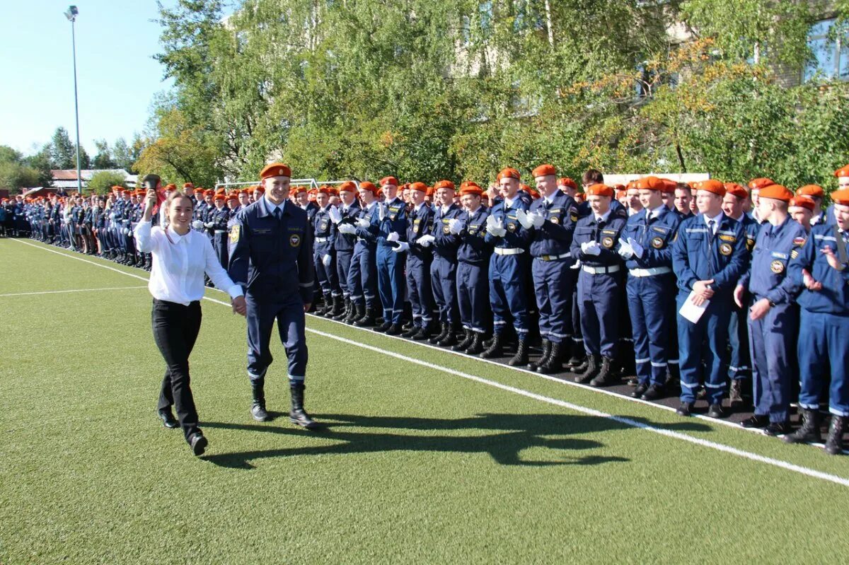 Пожарные колледжи после 9. Пожарно-спасательный колледж Санкт-Петербургский. ПСК пожарно спасательный колледж. Пожарно спасательный колледж СПБ. Упсч СПБ пожарно спасательный колледж.