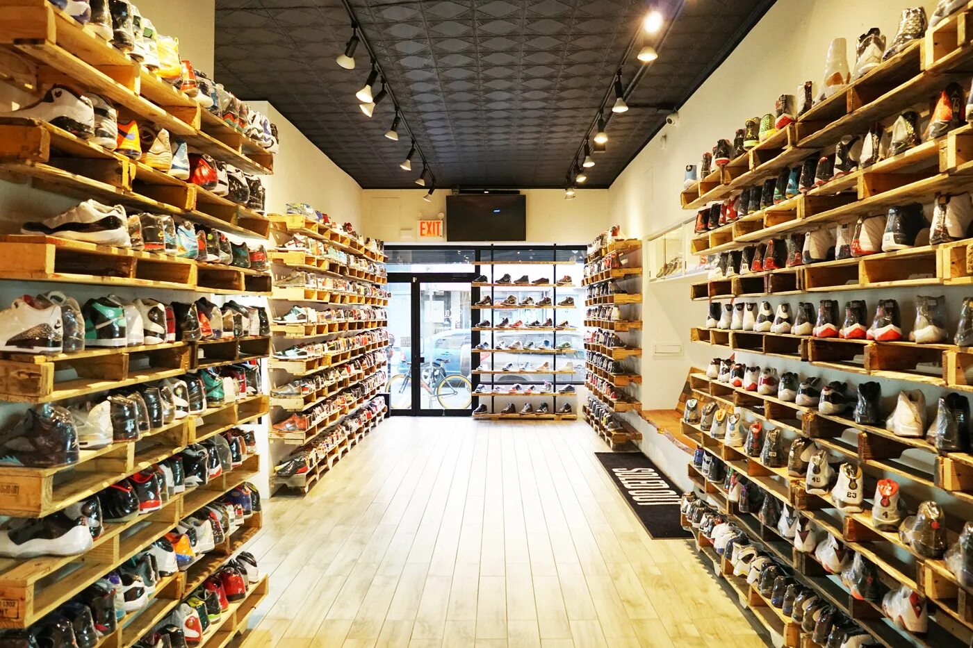 Dieshh store
