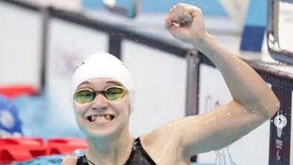 Чикунова пловчиха. Фото голландской пловчихи выигравшей чемпионат 200 метров. Чикунова пловчиха. Пенни олексяк. Голландская пловчиха выигравшая 200 метров.