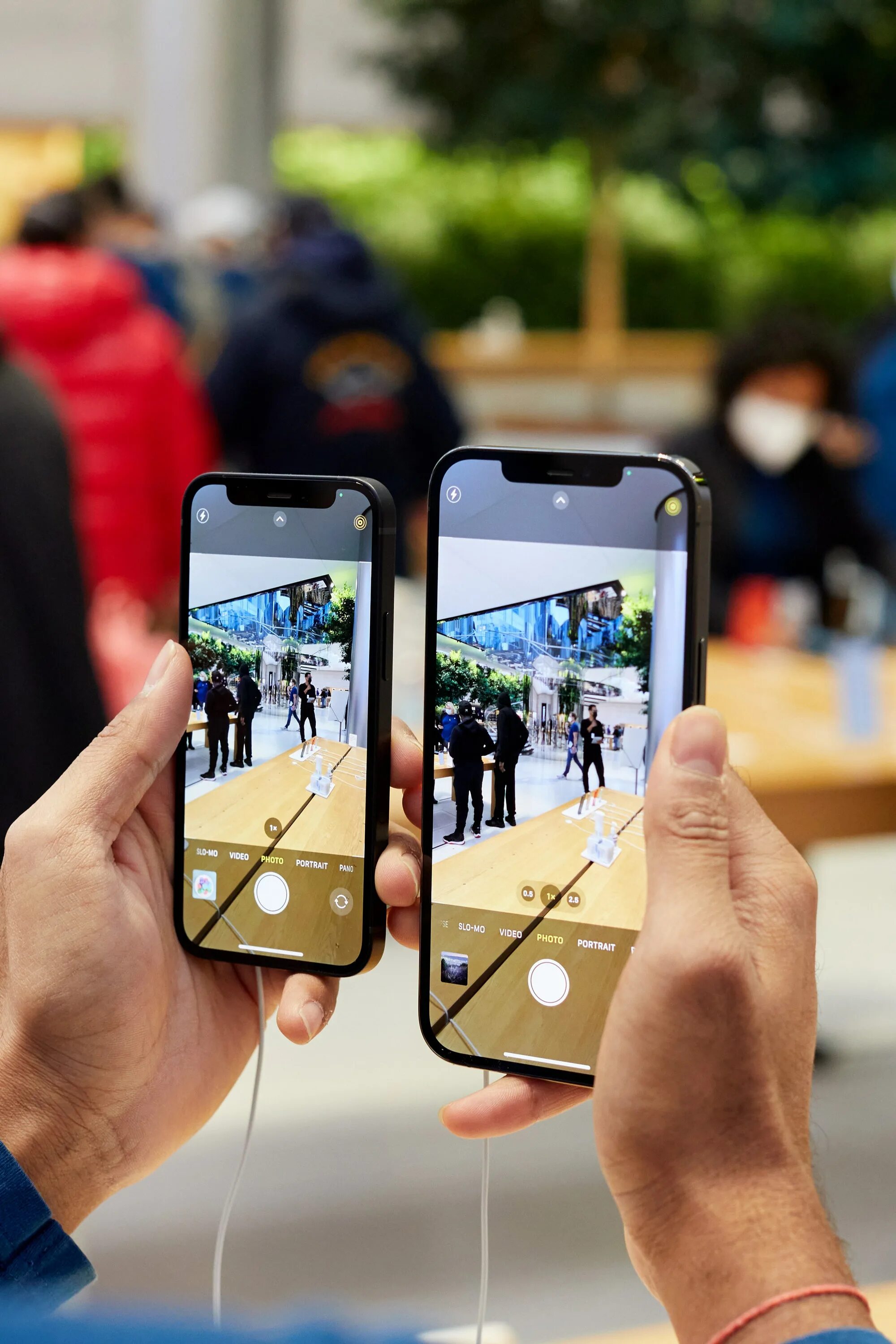Селфи путешественников. Интересные снимки на телефон. Snapchat видео. Фотографирует на айфон. Фотографирует на смартфон.