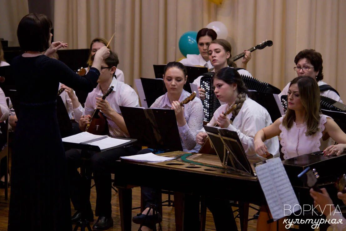 Колледж искусств им чонкушова. Николаюк новокузнецкий колледж искусств. Логотип колледжа искусств сыктывкар. Колледж культуры сыктывкар официальный сайт. Сыктывкар.