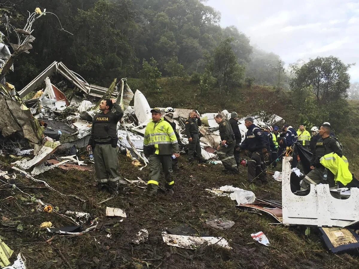 Шапекоэнсе катастрофа. Катастрофа Bae 146 в Колумбии. Chapecoense 2016. Место авиакатастрофы