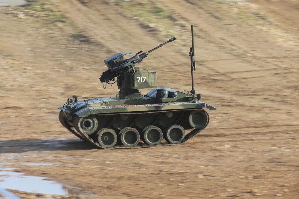 Робототехнический комплекс уран-9. Робот танк уран 9. Боевой робот уран. Боевой робот 2021. Боевой робот 2021.
