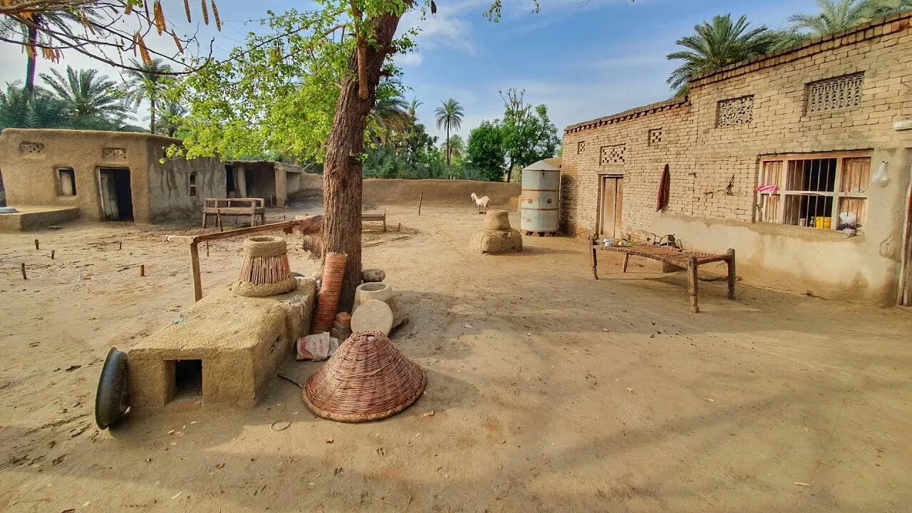 Simple village. Пакистанская деревня рынок вид сверху. Scenes from Village Life.