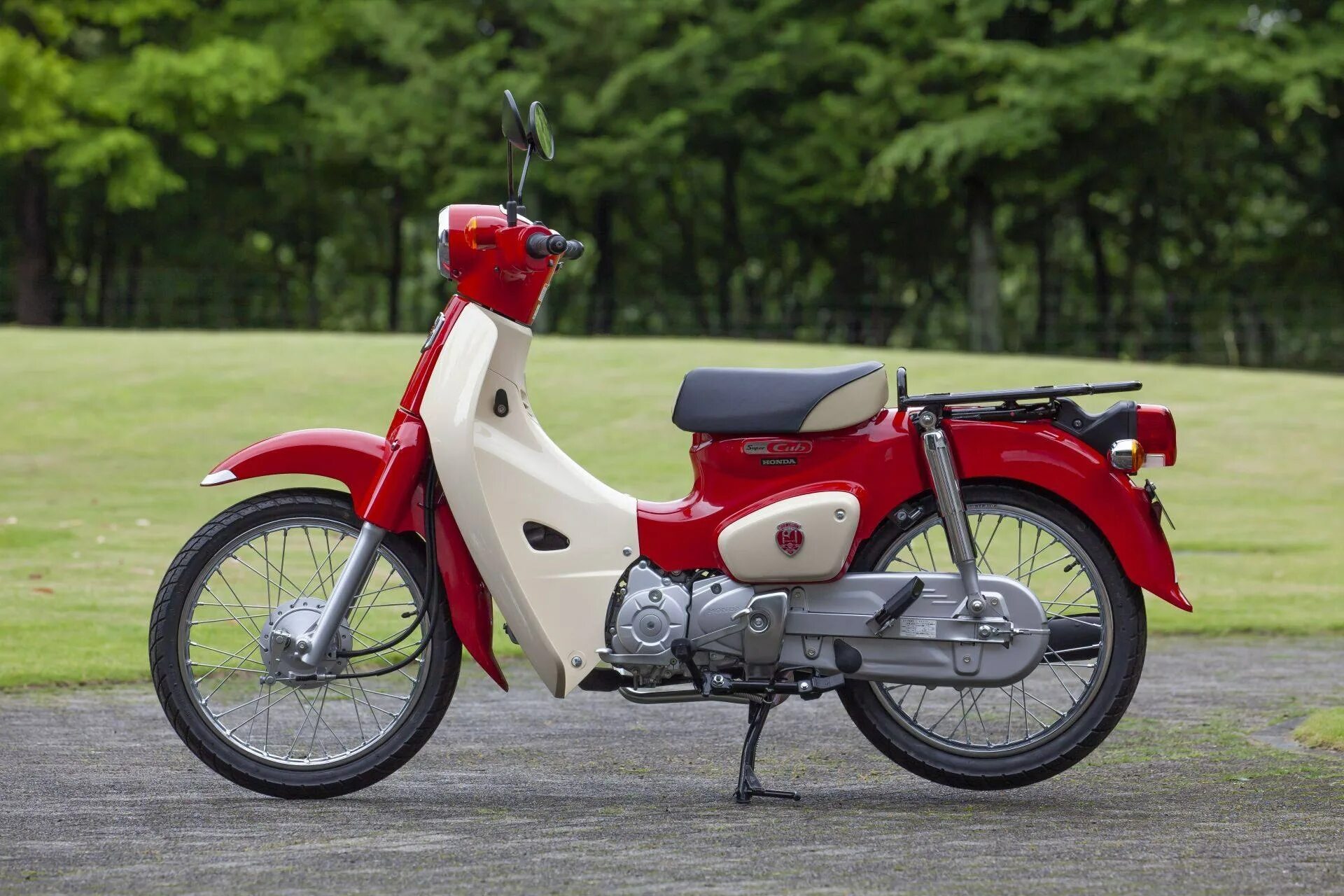 Хонда супер каб 50. Honda super Cub 50. Honda super Cub 1958. Honda super Cub. Мопед Honda super Cub.