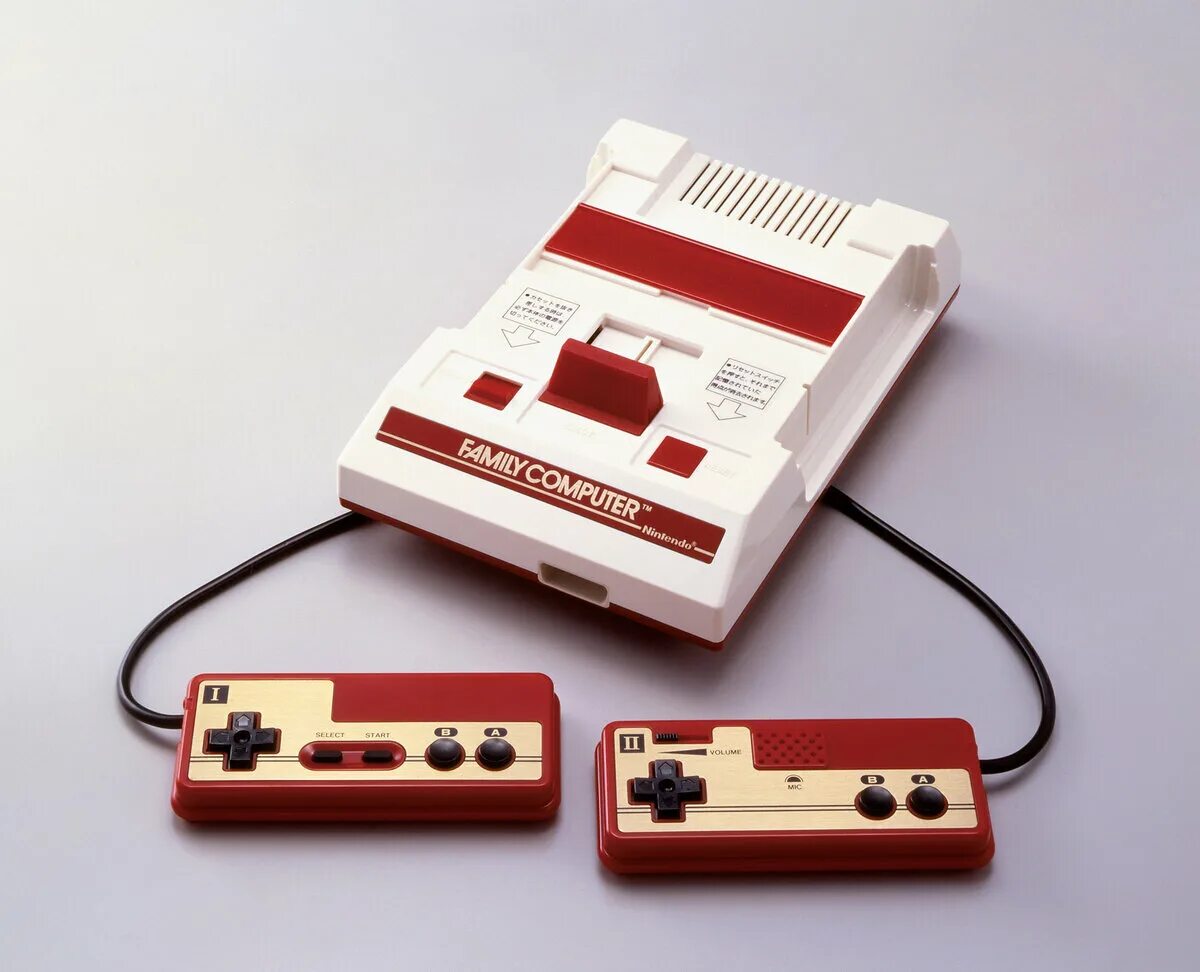 Приставка Денди Нинтендо. Приставка Нинтендо Фамиком. Приставки 1983 Нинтендо. Nintendo Famicom NES. Nintendo компьютер