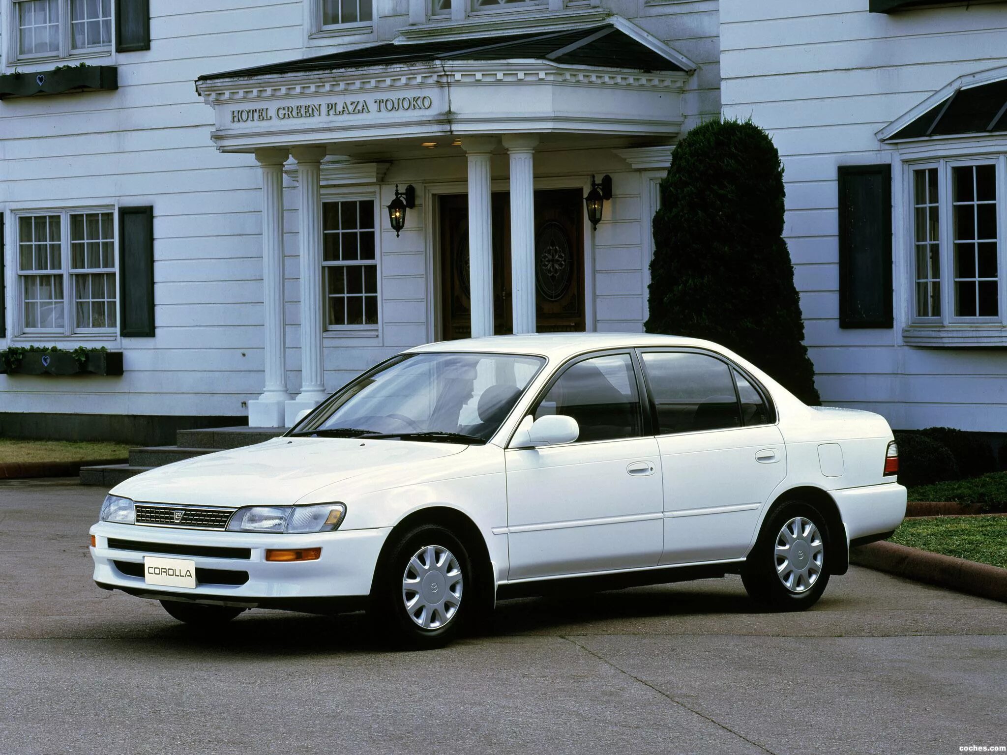 Королла 2 поколение. Toyota Corolla седан 1991-1995. Тойота Королла 100 седан. Toyota Corolla 7 поколение e100. Тойота Королла 1992 седан 4*4.