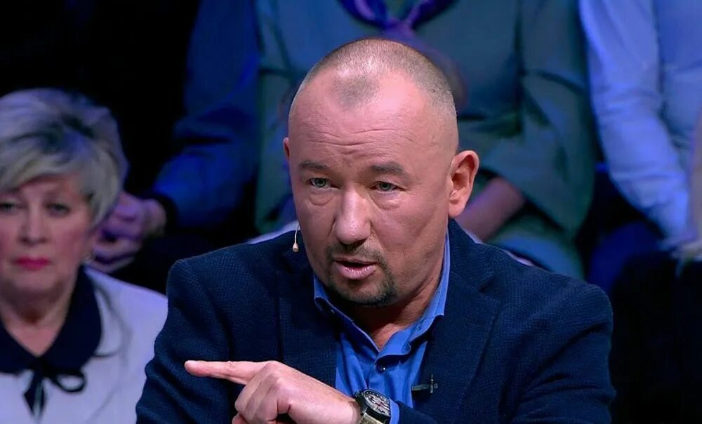 Куда делись ведущие время покажет. Артем шейнин (шоу «время покажет». ведущий 1 канала артем шейнин. шейнин время покажет. артём шейнин время покажет.