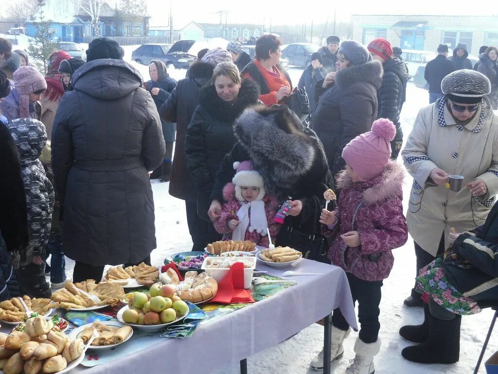 Криволучье ивановка. Криволучье-Ивановка Красноармейского района Самарской области. Самара Криволучье Ивановка. Раздобреев Криволучье Тамбов. Село белое озеро выходцы из села Криволучье Ивановка.