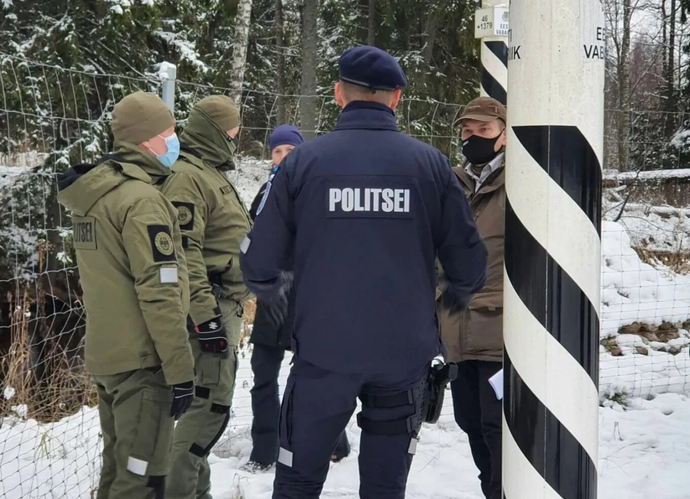 Narva piiripunkt. Очередь на границе с эстонией. Пограничный пункт койдула на карте эстонии. Резервисты эстония. Эстония границы.