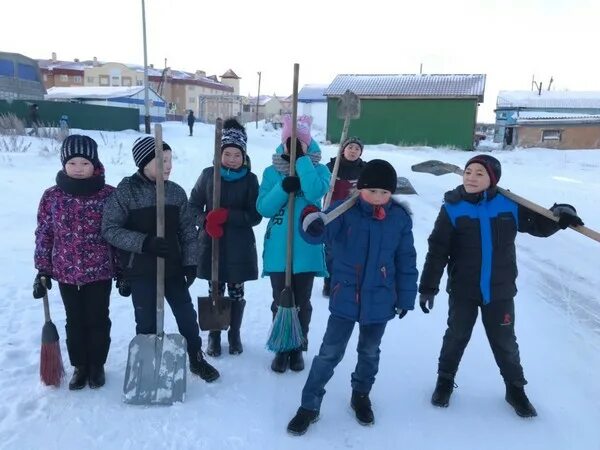 Погода в белоярске янао. Село Белоярск Приуральский район Ямало-Ненецкий автономный округ. Поселок Белоярск Приуральский район. Приуральский район, Белоярск село Салехард. СДК Белоярск Приуральский район.