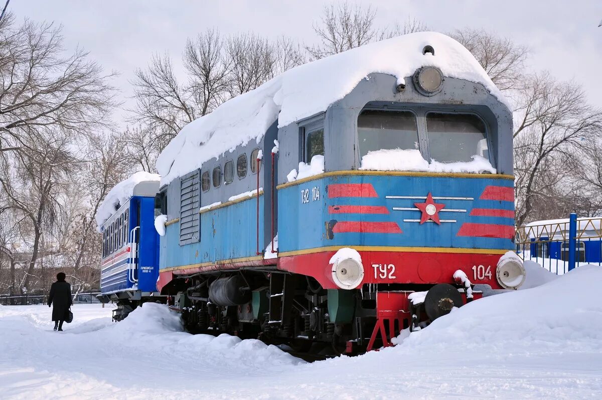 Станция лужки орловские. Ту2 свджд. Челябинская джд ту2-084. Электричка 6901. Диод д 104-10.