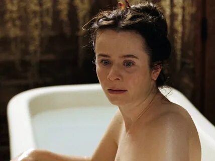 Emily Watson Nude.