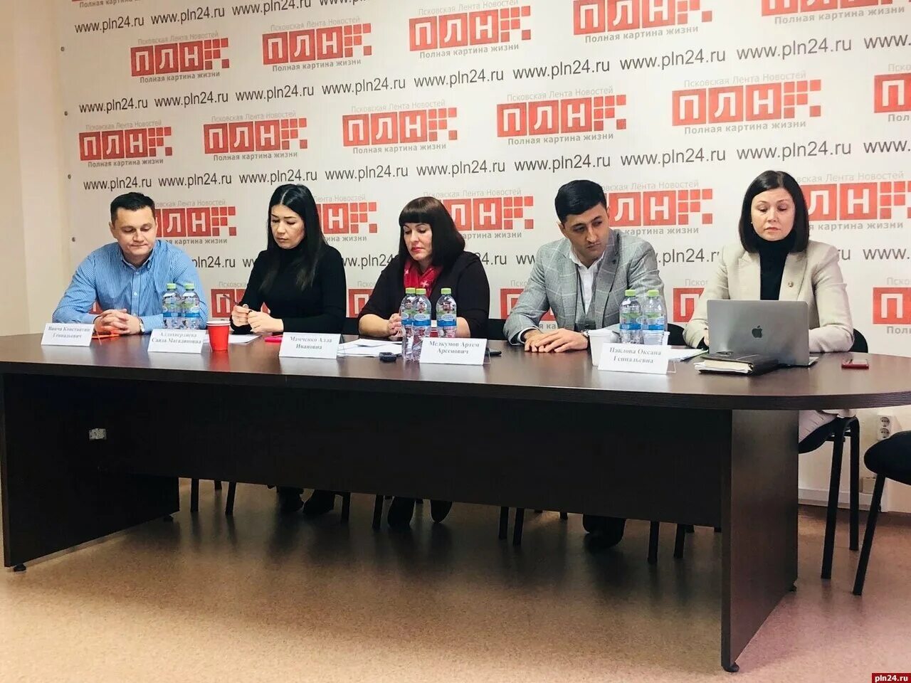 Адвокат данилов псков. Адвокаты псков. Адвокат мамченко псков. Герасимов алексей анатольевич псков. Псковская коллегия адвокатов псков.