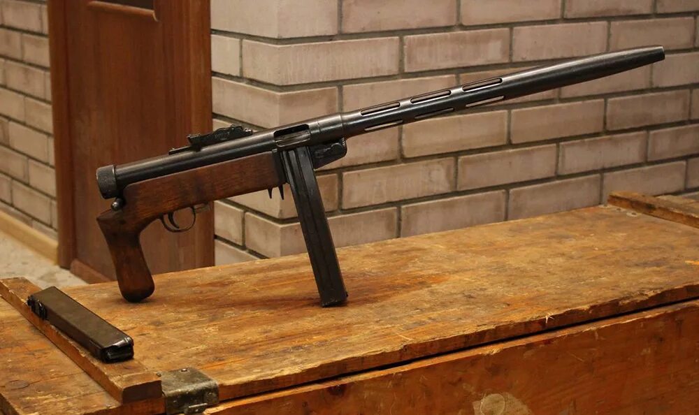 Suomi-konepistooli m/31. Суоми 31. Suomi пулемет. Suomi пулемет. Финский автомат суоми.