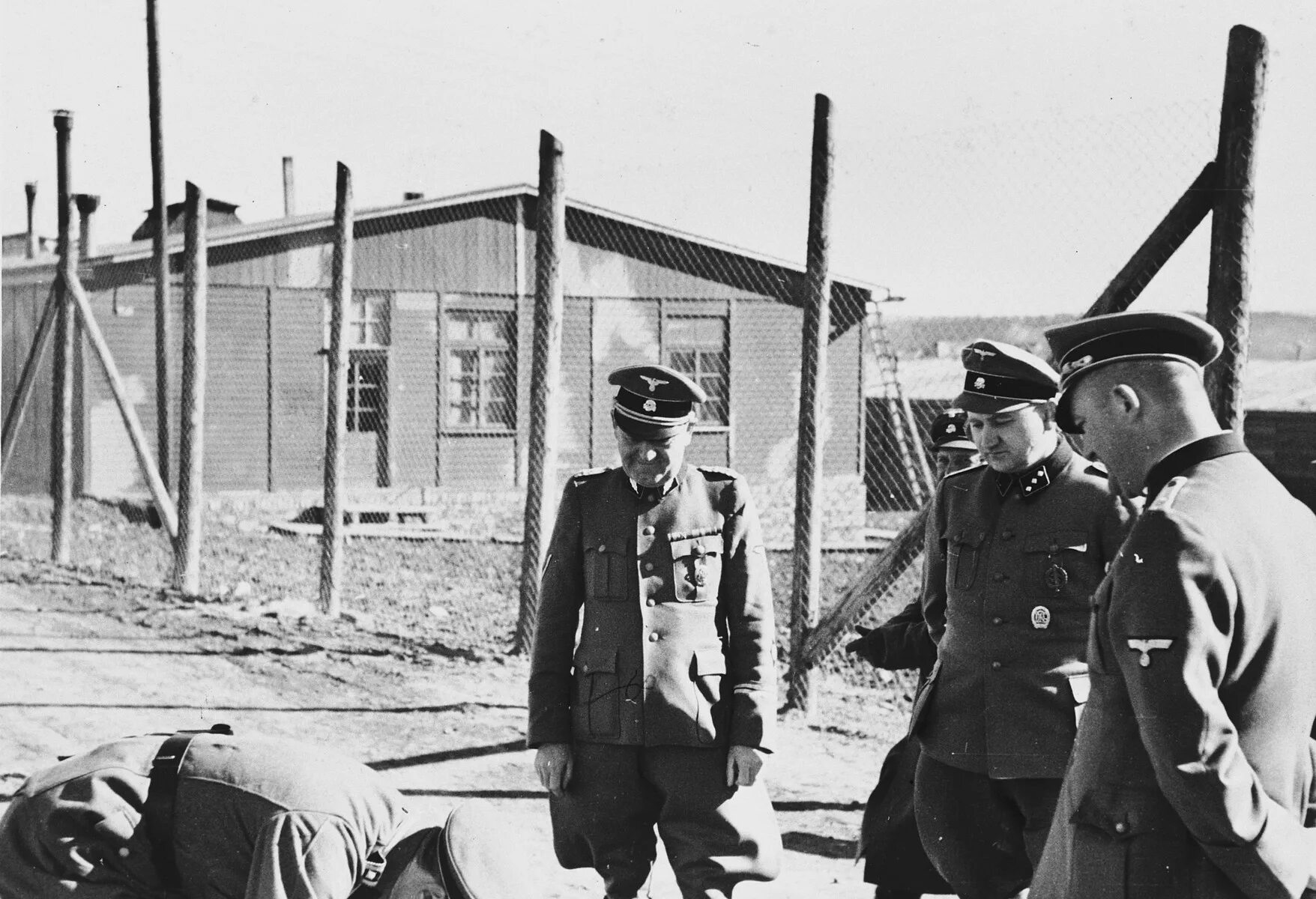 Лагерь сс. Тюрингия концентрационный лагерь. Кунс лагерь Бухенвальд.