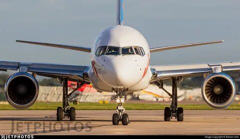Самолет боинг 757