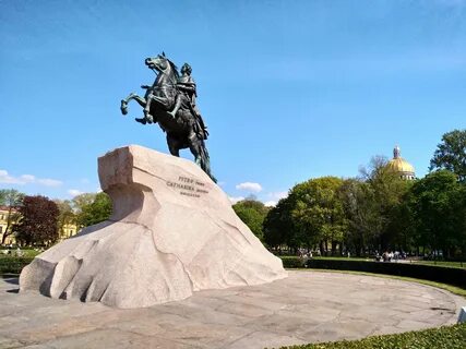 Достопримечательность санкт петербурга памятник петру первому