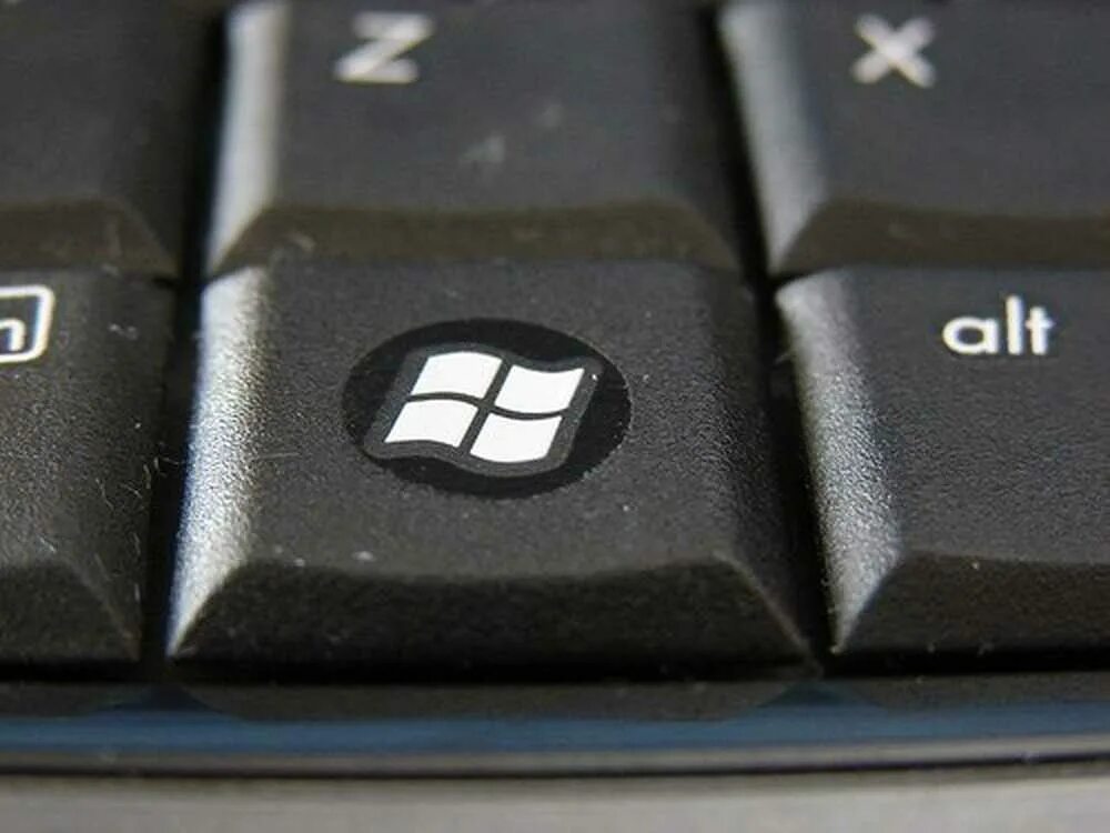 Нажать windows. Windows key клавиша. кнопка win на клавиатуре. кнорма win на клавиатуре. windows r на клавиатуре.