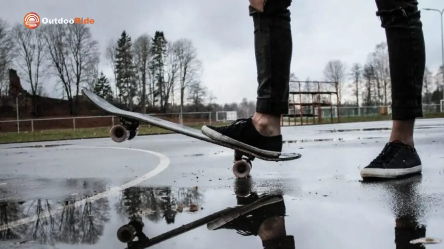 Вес скейтборда. Скейт колёса для дождя. Лопата на колёсах от скейта приколы. Skaters Demo. Rain damage