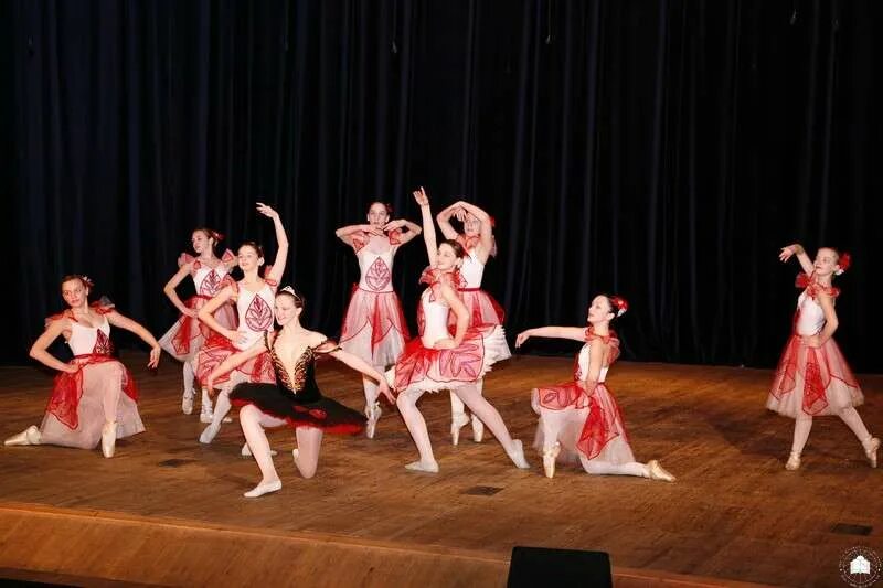 счастье детям ансамбль. песня детский ансамбль счастье. песня детский ансамбль счастье. уральская детская школа моды. школа танцев квадрат магнитогорск.