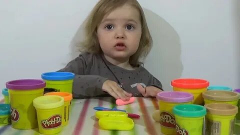 Включи катя играет в игру