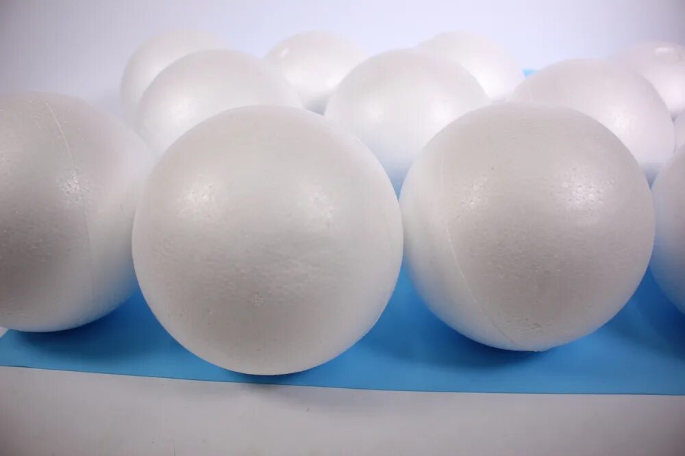 Какой формы шарик. Пенопластовый шар 15см. Пенопластовые шарики 15 см. Шарообразные формы из пенопласта. Пенопластовый шар 30 см.
