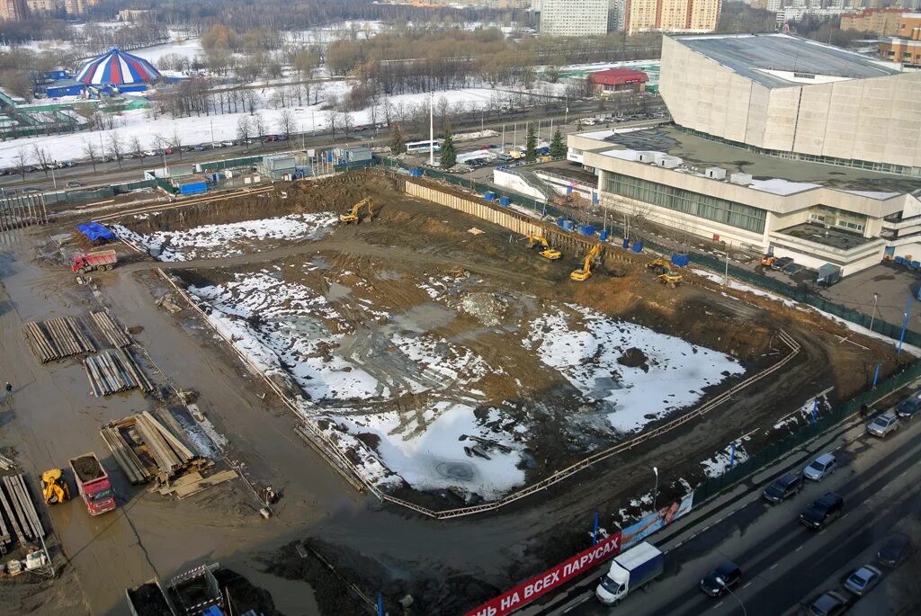 Торговый центр флотская 7к1. Тц флотилия речной вокзал. Флотилия флотская 7. Тц флотилия парковка. Подземная парковка визуализация.