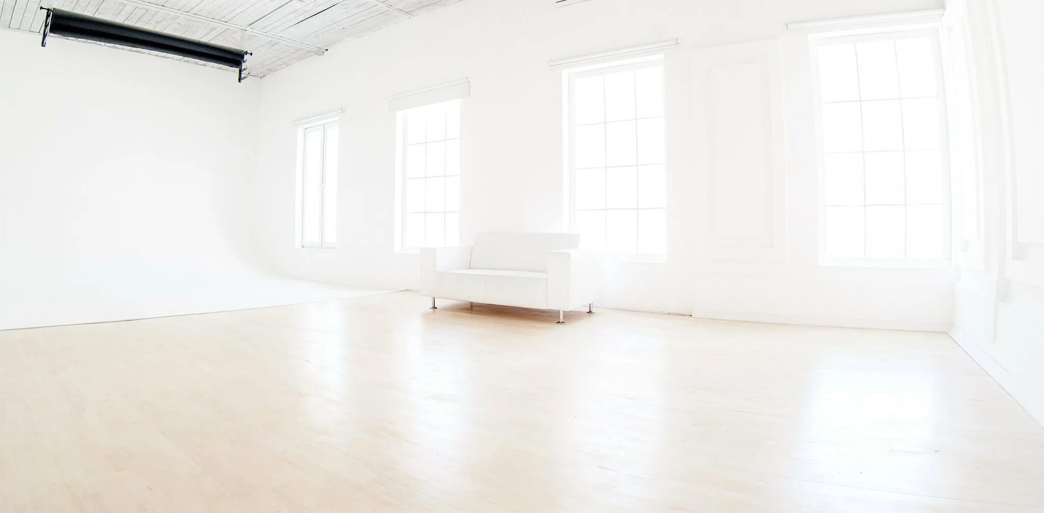 Картинки белого пола. Интерьер пустой комнаты. Пустая комната. Помещение с белыми стенами. Интерьер без мебели.