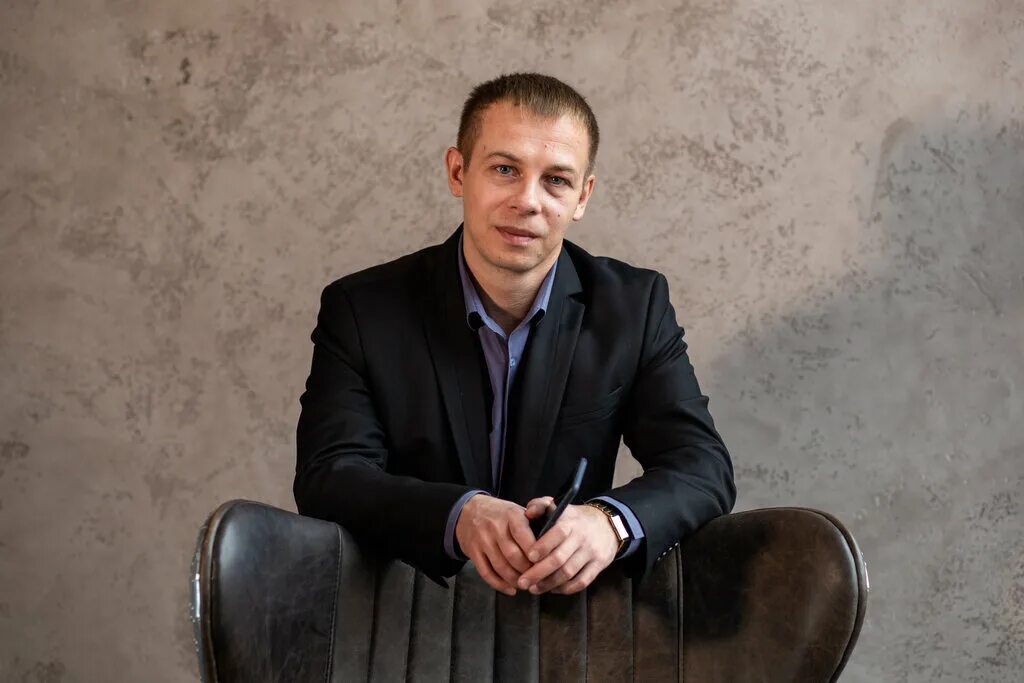 Адвокаты г отзывы. Новиков юрий геннадьевич. Адвокат жерновой севастополь. Емельянов андрей викторович. Казанкин владимир владимирович оренбург юрист.