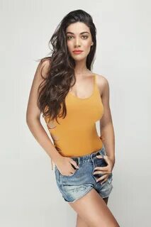 Ivi adamou