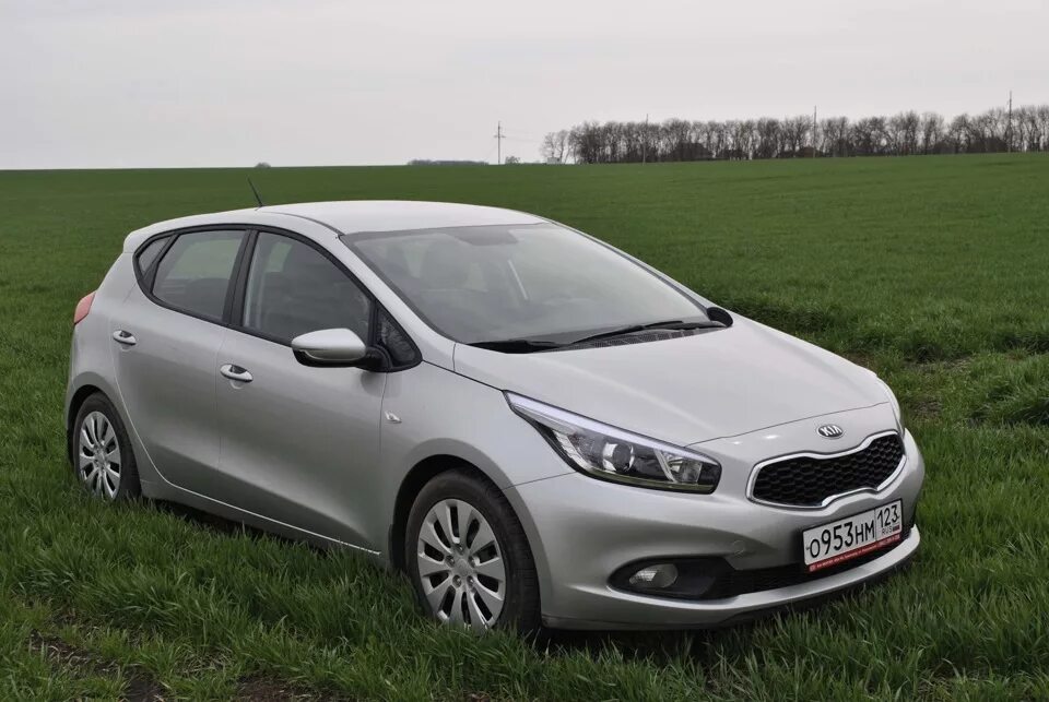 Купить киа сид цены. Kia Ceed 2012. Kia Seed 2. Kia cee d 2012. Kia Ceed 2 JD.