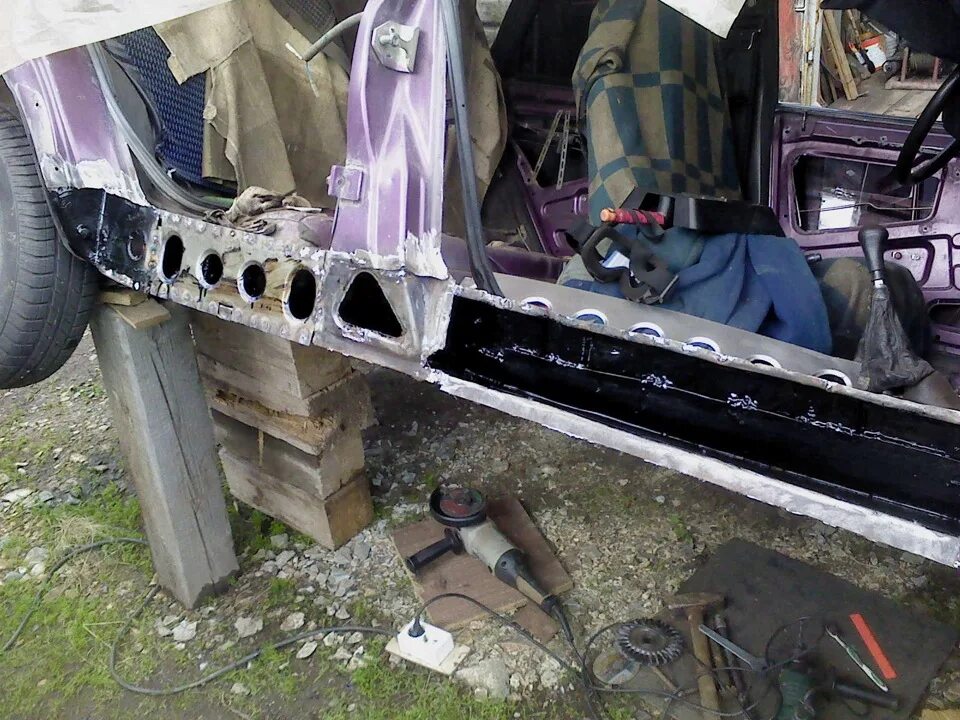 Переварка порогов волга. Замена порога газ. Трубы пороги газ 24. Переварка порогов газ 3102. Пороги газ 69 кузов.