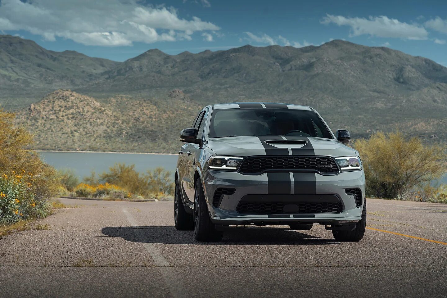Додж 2025. Dodge durango srt 2025. dodge durango hellcat 2025. dodge durango srt hellcat 2025. dodge durango hellcat 2025.