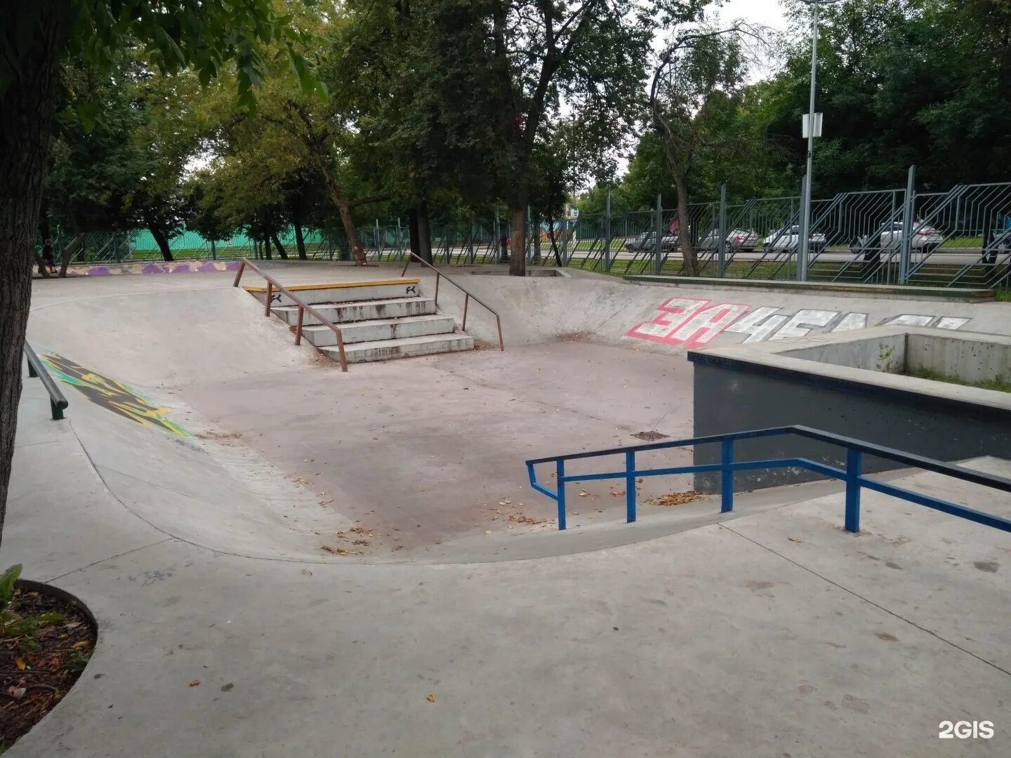 Перовский скейт парк. Скейт парк перово. Парк перово скейт парк. Скейт парк красная пресня. Скейт парк перово москва.