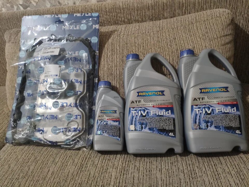 Масло в акпп ауди q7. Масло АКПП q7 2008 года. Ravenol 4014835733015. Равенол для АКПП q7.