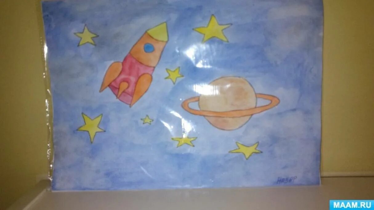 Рисование день космонавтики младшая группа. Рисование космос в детском саду. Рисование на тему космос в детском саду. Рисование ко Дню космонавтики в подготовительной группе. Рисование ко Дню космонавтики в старшей группе.